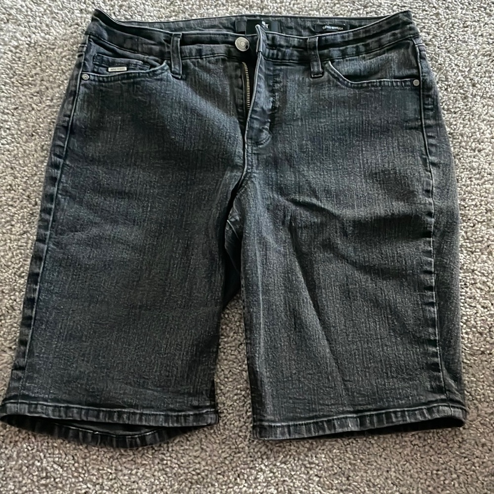 Nine West shorts